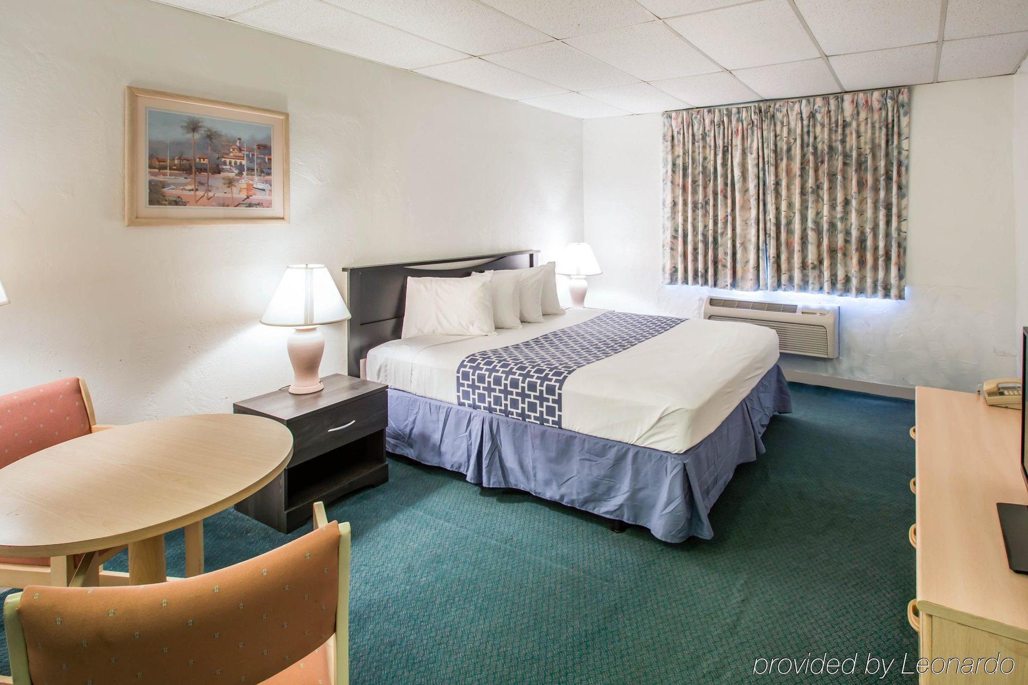 Key Largo Inn Екстер'єр фото